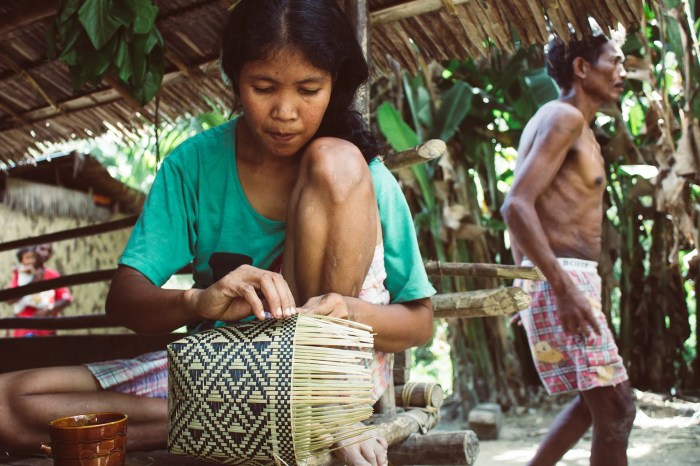 Arts and crafts in palawan